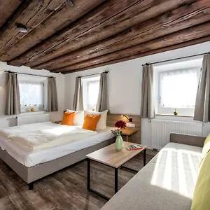 Aparthotel Uebernachten In Der Tenne ***